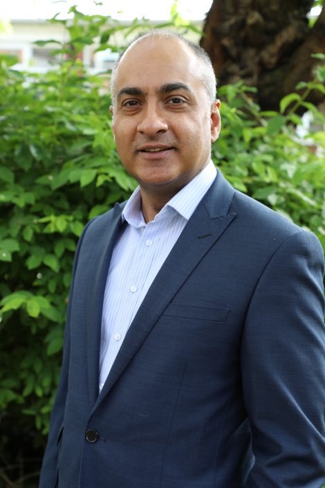 Zia Chaudhry (002)